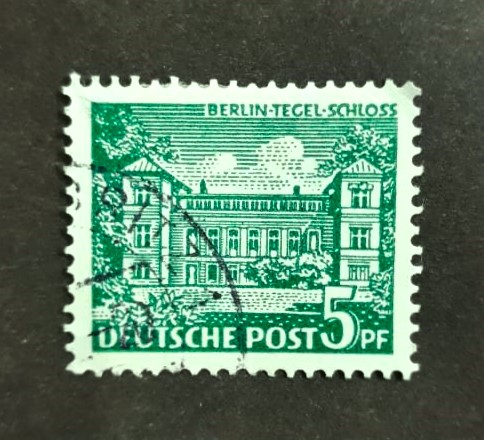 Issue:   German Berlin 1949 Tegel Castle Stamp Type:   Stamp Number of Stamps:   1 Denominations:   5 pf Issue Date:  1949 Issued By: Germany Deutsche Post ( Deutschland )