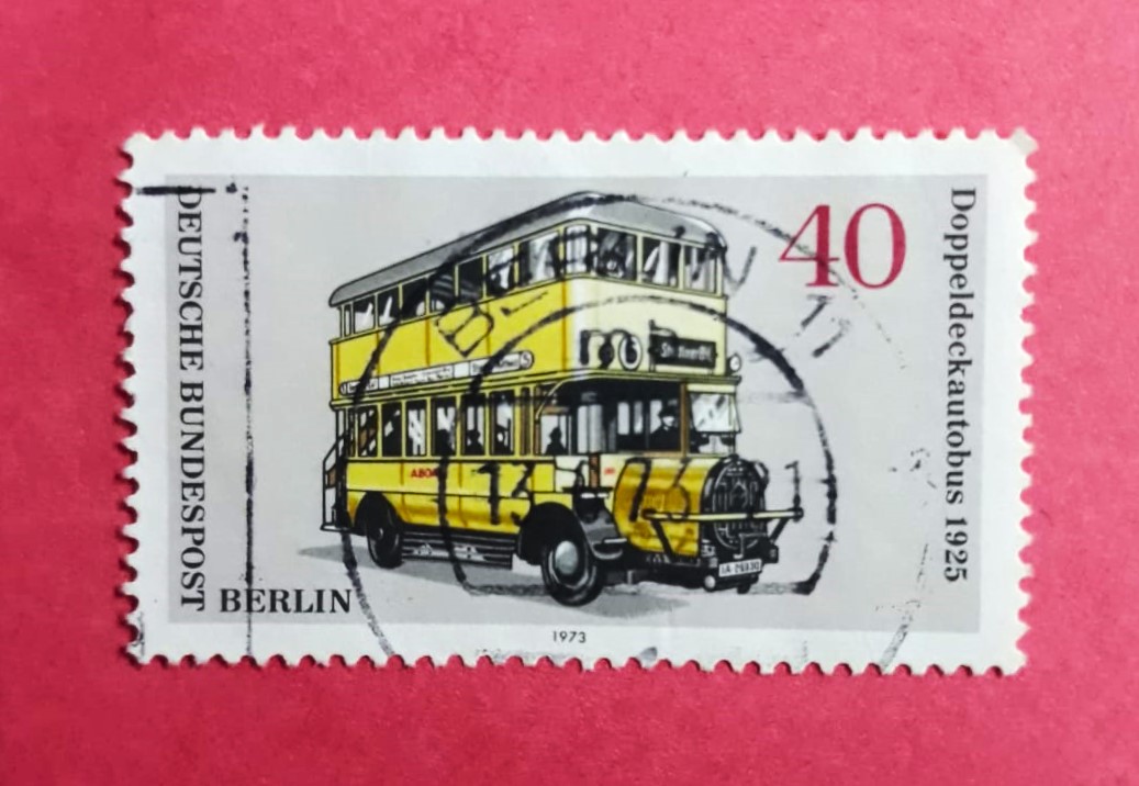 Issue:   German Berlin DoppelDeckautobus 1973 Stamp Type:   Stamp Number of Stamps:   1 Denominations:   40 PF Issue Date:   1973 Issued By:   Germany Deutsche Post ( Deutschland )