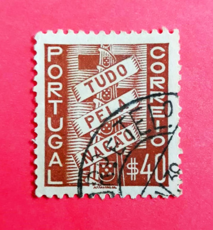 Issue:   Portugal 1935 Everything for the Nation Stamp Type:   Stamp Number of Stamps:   1 Stamps Denomination:   40 C Issue Date:   1935 Issued By:   Portugal POST