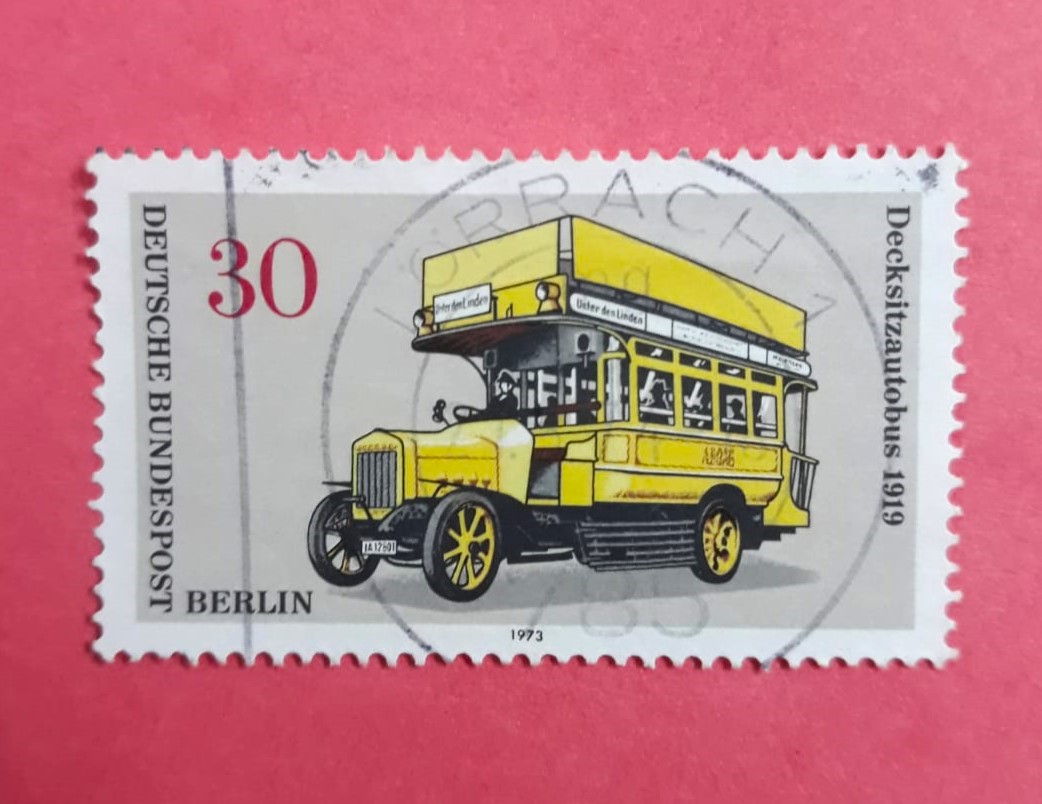 Issue:   German Berlin Decksitzautobus 1973 Stamp Type:   Stamp Number of Stamps:   1 Denominations:   30 PF Issue Date:   1973 Issued By:   Germany Deutsche Post ( Deutschland )