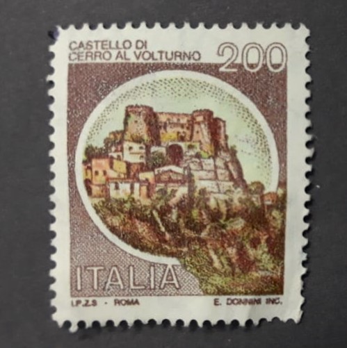 Issue:   Italy 1980 Cerro AL Volturno Castle Stamp Type:   Stamp Number of Stamps:    1 Stamps Denomination:   200 L Issue Date:   1980 Issued By:   Italy post