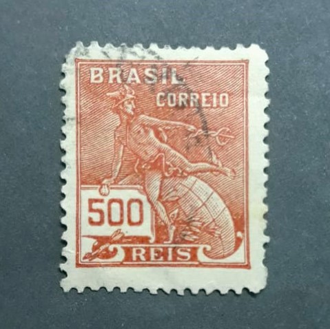 Issue:   Brazil 1920 Reis  Stamp Type:   Stamp Number of Stamps:   1 Denominations:   500 Issue Date:   1920 Issued By:   Brazil post