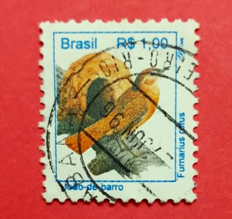 Issue:   Brazil 1994 Rufous Hornero Stamp Type:   Stamp Number of Stamps:   1 Denominations:   1.00  R$ Issue Date:   1994 Issued By:   Brazil post