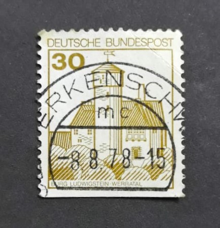 Issue:   Germany Jugendburg Ludwigstein Stamp Type:   Stamp Number of Stamps:   1 Denominations:   30  PF Issue Date:   1977 Issued By:   Germany Deutsche Post ( Deutschland )