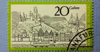 Issue:   Germany Freiburg Cathedral 1970 Stamp Type:   Stamp Number of Stamps:   1 Denominations:    20 PF Issue Date:   1970 Issued By:   Germany Deutsche Post ( Deutschland )