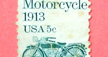 Issue:   USA Motorcycle 1913 Stamp Type:   Stamp Number of Stamps:   1 Stamps Denomination:    5C, Issue Date:    1985 Issued By:    United States Postal Service (USPS)