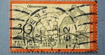 Issue:   Germany Oberammergau 1970 Stamp Type:   Stamp Number of Stamps:   1 Denominations:    30 PF Issue Date:   1970 Issued By:   Germany Deutsche Post ( Deutschland )
