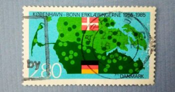 Issue:     Denmark 30th Anniversary Bonn Copenhagen Declarations 1985 Stamp Type:     Stamp Number of Stamps:     1 Stamps Denomination:     40 Kr Issue Date:      1985 Issued By:     Denmark Post 