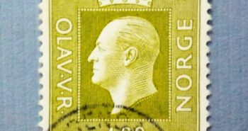 Issue:    Norway King Olav V series 1970 Stamp Type:     Stamp Number of Stamps:     1 Denominations:     1.00 KR Issue Date:     1970 Issued By:     Norway Post 