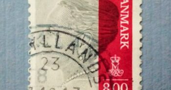 Issue:     Denmark Queen Margrethe II 2011 Stamp Type:     Stamp Number of Stamps:     1 Stamps Denomination:     8.00 DKK Issue Date:      2011 Issued By:     Denmark Post