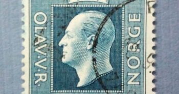 Issue:    Norway King Olav V series 1.50 kr 1983 Stamp Type:     Stamp Number of Stamps:     1 Denominations:     1 KR  Issue Date:     1983 Issued By:     Norway Post 