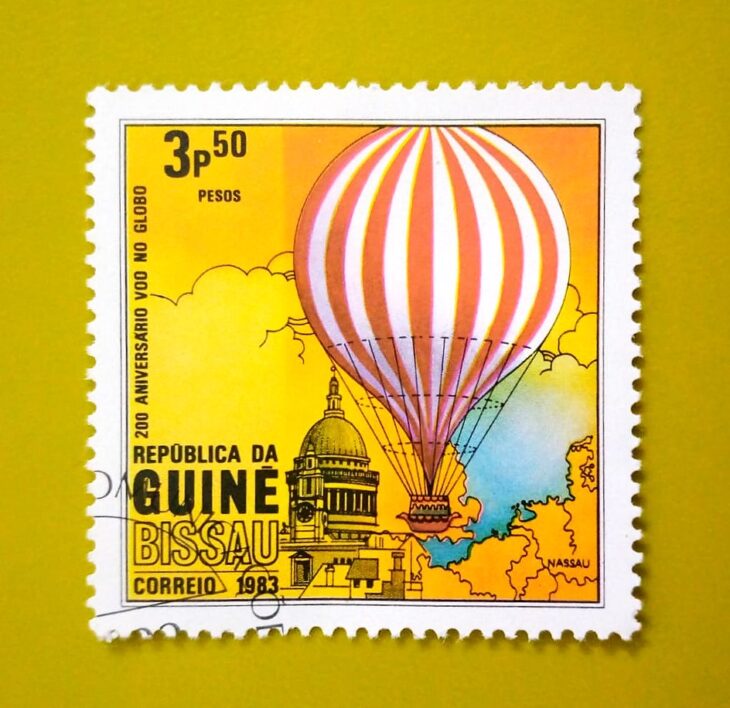 Issue:      Guinea-Bissau 200th Anniversary of First Untethered Manned Flight 1983 Stamp Type:      Stamp Number of Stamps:      1 Stamps Denomination:       3.50 P, Issue Date:       1983 Issued By:      Guinea-Bissau Post