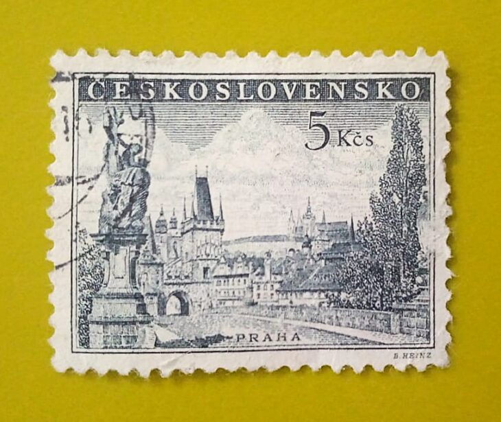 Issue:      Czechoslovakia Castle Charles Bridge 1961 Stamp Type:      Stamp Number of Stamps:     1 Stamps Denomination:       5 Kcs, Issue Date:      1961 Issued By:      Czechoslovakia Postal Service (USPS) 