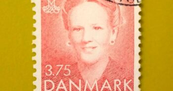 Issue:     Denmark Queen Margrethe 1992 Stamp Type:     Stamp Number of Stamps:     1 Stamps Denomination:       3.75 DK, Issue Date:       1992 Issued By:     Denmark Post