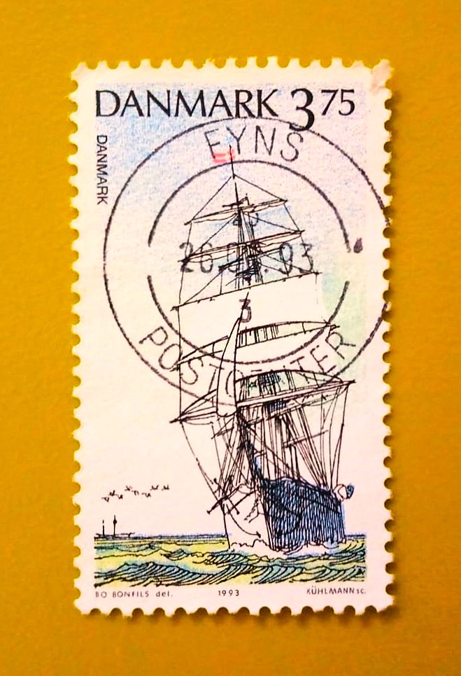 Issue:     Denmark Sail Ship 1993 Stamp Type:     Stamp Number of Stamps:     1 Stamps Denomination:         3.75  DKK, Issue Date:      1993 Issued By:     Denmark Post 