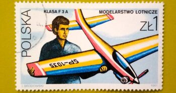 Issue:        Poland Aviation Modelling 1981 Stamp Type:        Stamp Number of Stamps:        1 Stamps Denomination:          1 ZL, Issue Date:         1981 Issued By:      Poland POST 