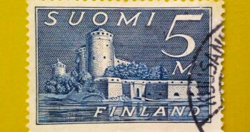 Issue:        Finland Olavinlinna 1930 Stamp Type:      Stamp Number of Stamps:      1 Denominations:        5 M         Issue Date:        1930 Issued By:        Finland Post 