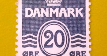 Issue:     Denmark Blue Wavy Lines Series 20 ore 1905Stamp Type:     Stamp Number of Stamps:       1 Stamps Denomination:         20 ore , Issue Date:        1905 Issued By:     Denmark Post 