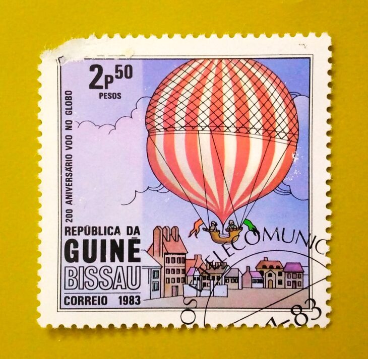 Issue:      Guinea-Bissau Hot Air Balloon 1983 Stamp Type:      Stamp Number of Stamps:      1 Stamps Denomination:          2.50  P, Issue Date:         1983 Issued By:      Guinea-Bissau Post 