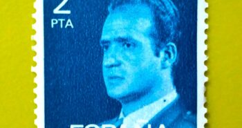 Issue:         Spain King Juan Carlos Stamp Type:          Stamp Number of Stamps:          1 Stamps Denomination:          2 PTA, Issue Date:         (1976-1984)  Issued By:         Spain POST 