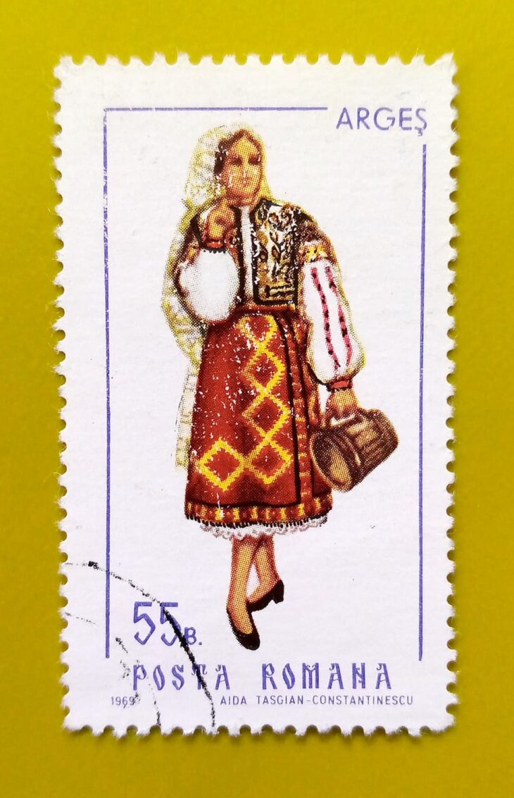 Issue:       Romania Woman Costume Arges 1969 Stamp Type:        Stamp Number of Stamps:         1 Stamps Denomination:       55 B, Issue Date:          1969 Issued By:      Romania Post 