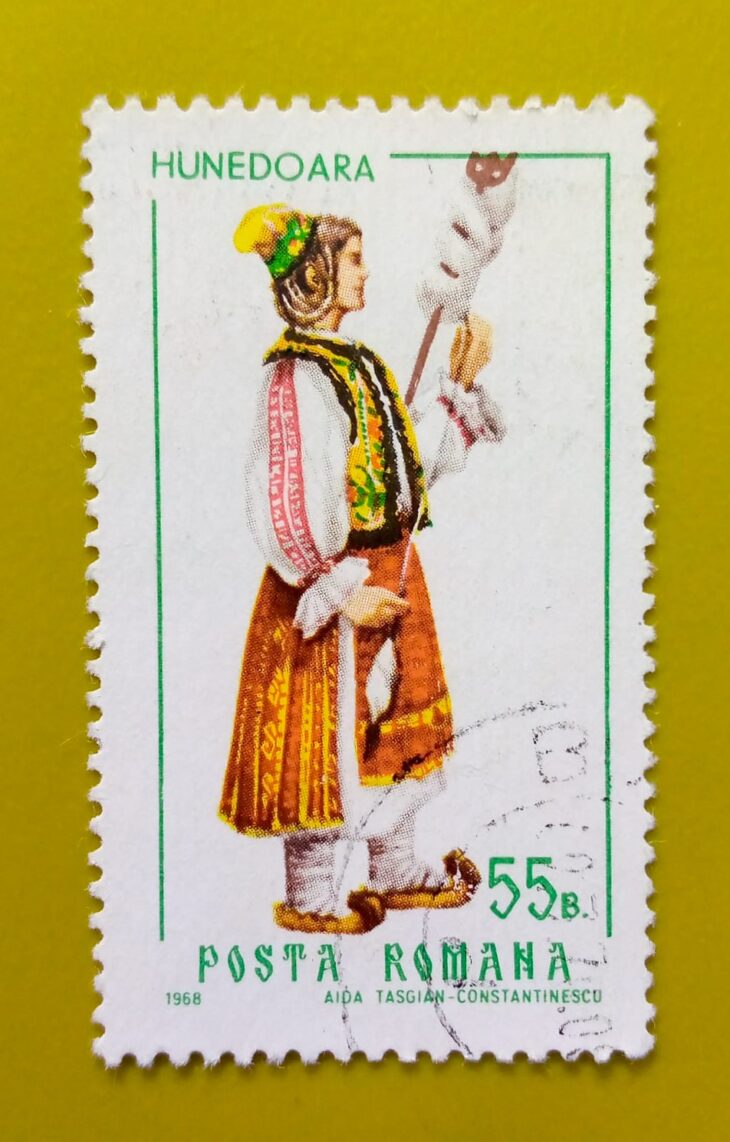 Issue:       Romania Women Costume Hunedoara 1968 Stamp Type:        Stamp Number of Stamps:         1 Stamps Denomination:       55 B, Issue Date:          1968 Issued By:      Romania Post 