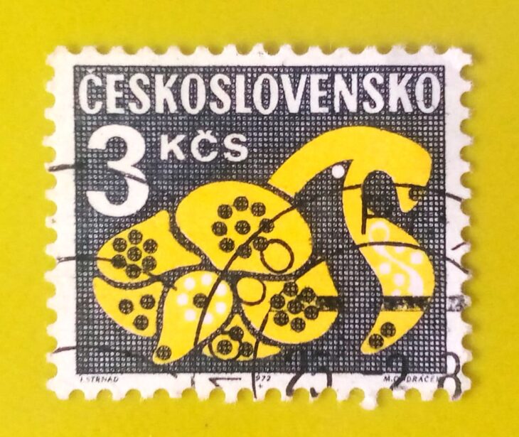 Issue:         Czechoslovakia Flower Ornaments Series 3 kcs 1972 Stamp Type:         Stamp Number of Stamps:         1 Stamps Denomination:         3 Kcs, Issue Date:           1972 Issued By:         Czechoslovakia Postal Service (USPS) 