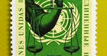 Issue:      United Nations International Court of Justice Stamp Type:      Stamp Number of Stamps:       1 Stamps Denomination:        8 C,  Issue Date:       1961 Issued By:      United Nations 