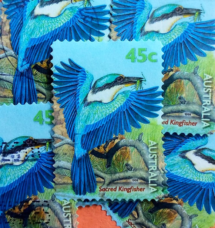 Issue:      Australia Sacred Kingfisher 1999 Stamp Type:       Stamp Number of Stamps:        10 Denominations:         45 c, Issue Date:        1999 Issued By:      Australia Post 