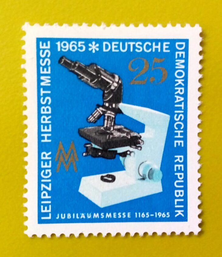 Issue:    Germany Microscopes Leipzig Autumn Fair 1965 Stamp Type:       Stamp Number of Stamps:        1 Denominations:          25  PF, Issue Date:          1965 Issued By:       Germany Deutsche Post ( Deutschland )