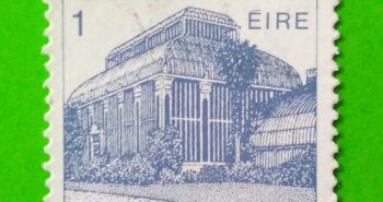 Issue:     Ireland The National Botanic Gardens 1p Stamp Type:        Stamp Number of Stamps:       1 Stamps Denomination:       1p,  Issue Date:        1980-1989 Issued By:      Ireland Post 