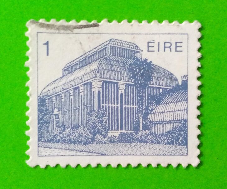 Issue:     Ireland The National Botanic Gardens 1p Stamp Type:        Stamp Number of Stamps:       1 Stamps Denomination:       1p,  Issue Date:        1980-1989 Issued By:      Ireland Post 