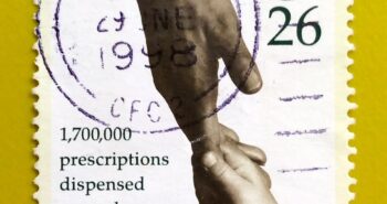 Issue:      Great Britain NHS Anniversary 1998 Stamp Type:      Stamp Number of Stamps:        1 Stamps Denomination:        26 P, Issue Date:      1998 Issued By:       Royal Mail, United Kingdom 