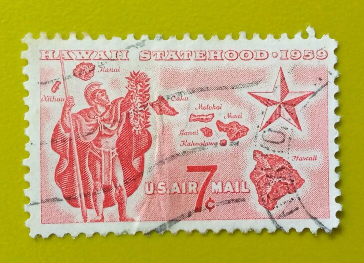 Issue:        United States Hawaii Statehood Property 1959 Stamp Type:      Stamp Number of Stamps:        1 Stamps Denomination:         7 C,   Issue Date:       1959 Issued By:       United States Postal Service (USPS) 