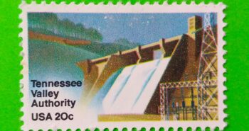 Issue:     USA Tennessee Valley Authority 1983 Stamp Type:     Stamp Number of Stamps:        1 Stamps Denomination:       20 C,  Issue Date:      1983 Issued By:     United States Postal Service (USPS) 