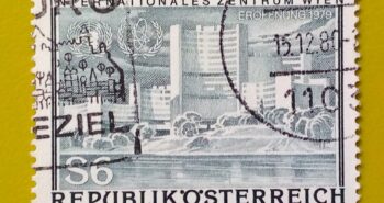 Issue:      Republic of Austria Vienna International Centre 1979 Stamp Type:      Stamp Number of Stamps:        1 Stamps Denomination:         6 S, Issue Date:         1979 Issued By:      Austria Post 