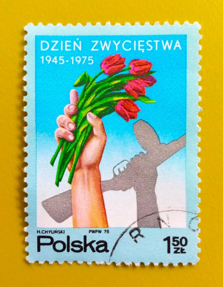 Issue:       Poland 30th Anniversary (VICTORY DAY) World War II 1975 Stamp Type:       Stamp Number of Stamps:        1 Stamps Denomination:        1.50 ZL, Issue Date:        1975 Issued By:     Poland POST 